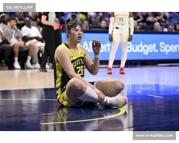 中国球员李月汝因伤赛季报销，队友称赞其职业精神